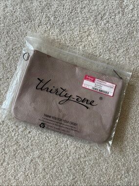 thirty-one Mauve Blush Zip Wristlet Pouch